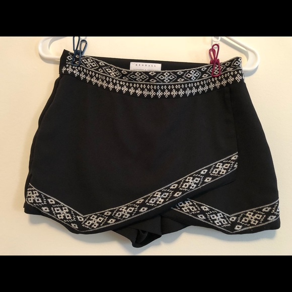 Kendall & Kylie Pants - Kendall & Kylie tribal skort